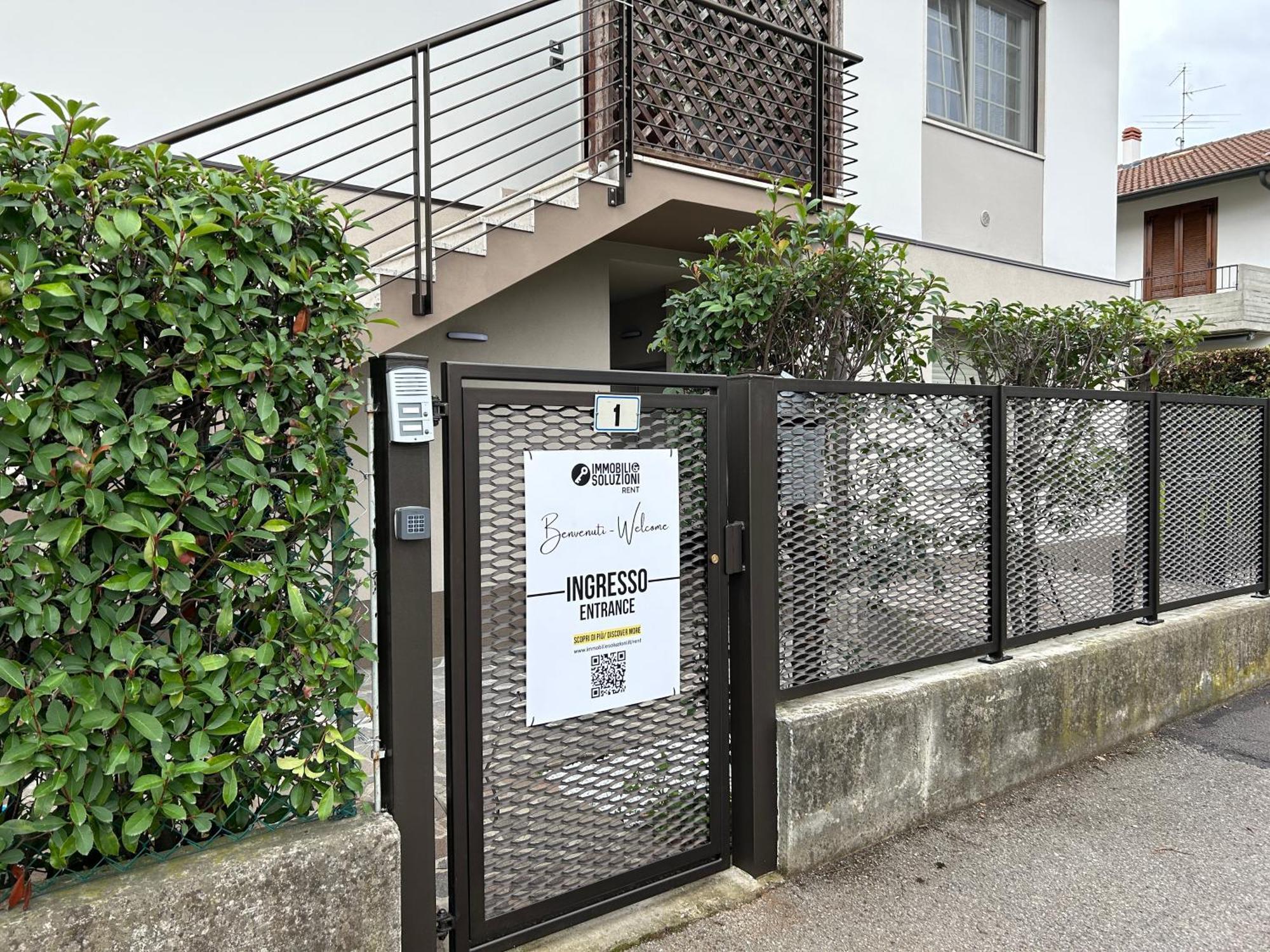 Treviolo - Immobili E Soluzioni Rent Appartement Buitenkant foto